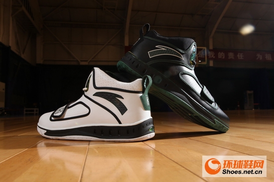 内特第一代战靴安踏推出凯文加(图3)